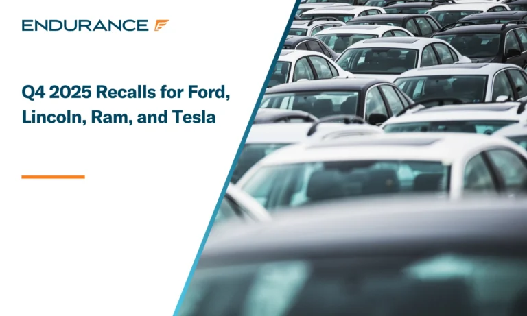 Vehículos retirados del mercado que se encuentran en un estacionamiento