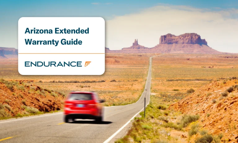Conducir un coche en el desierto de Arizona, guía de garantía extendida de Arizona